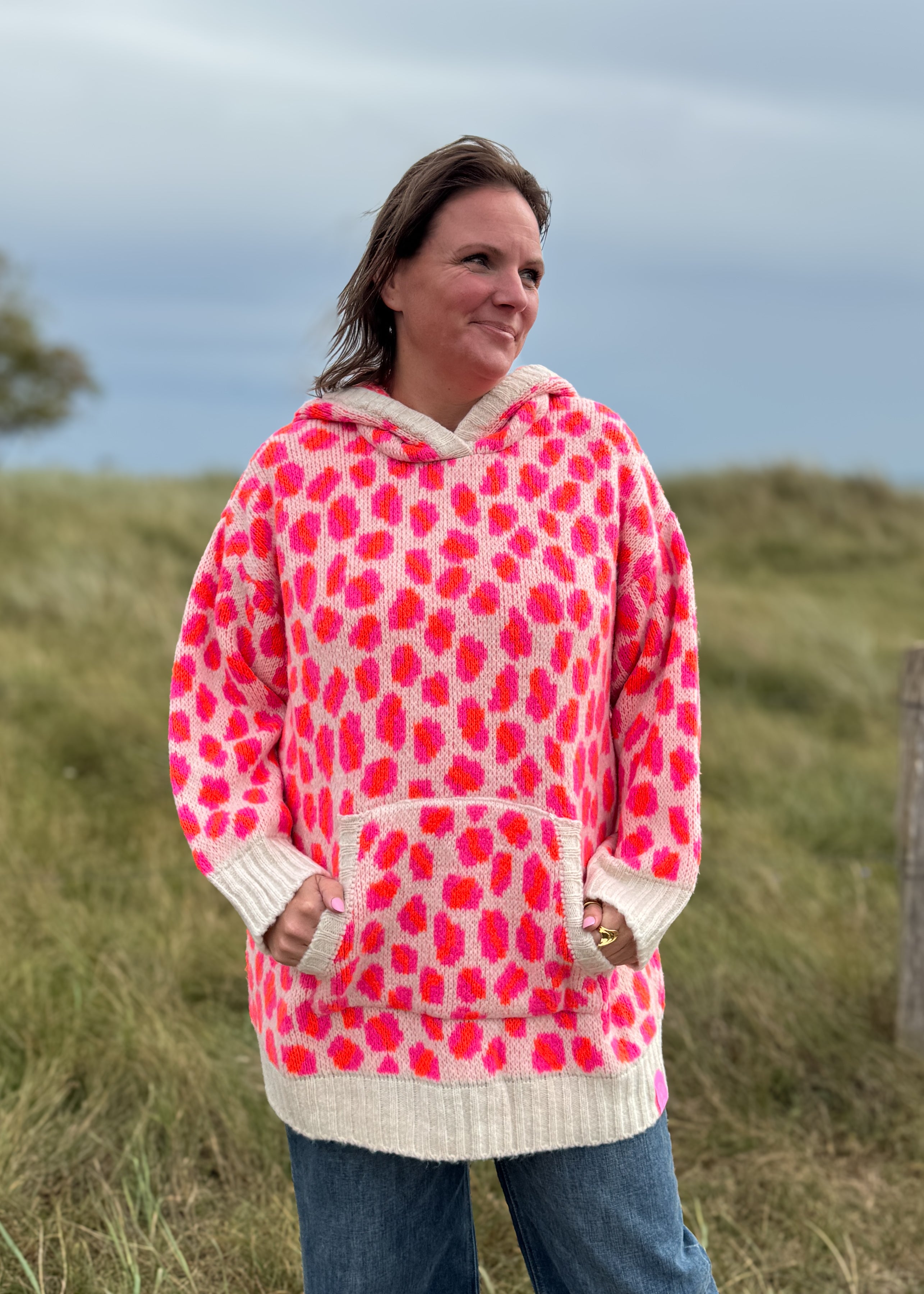 Strickpulli Leo mit Kapuze