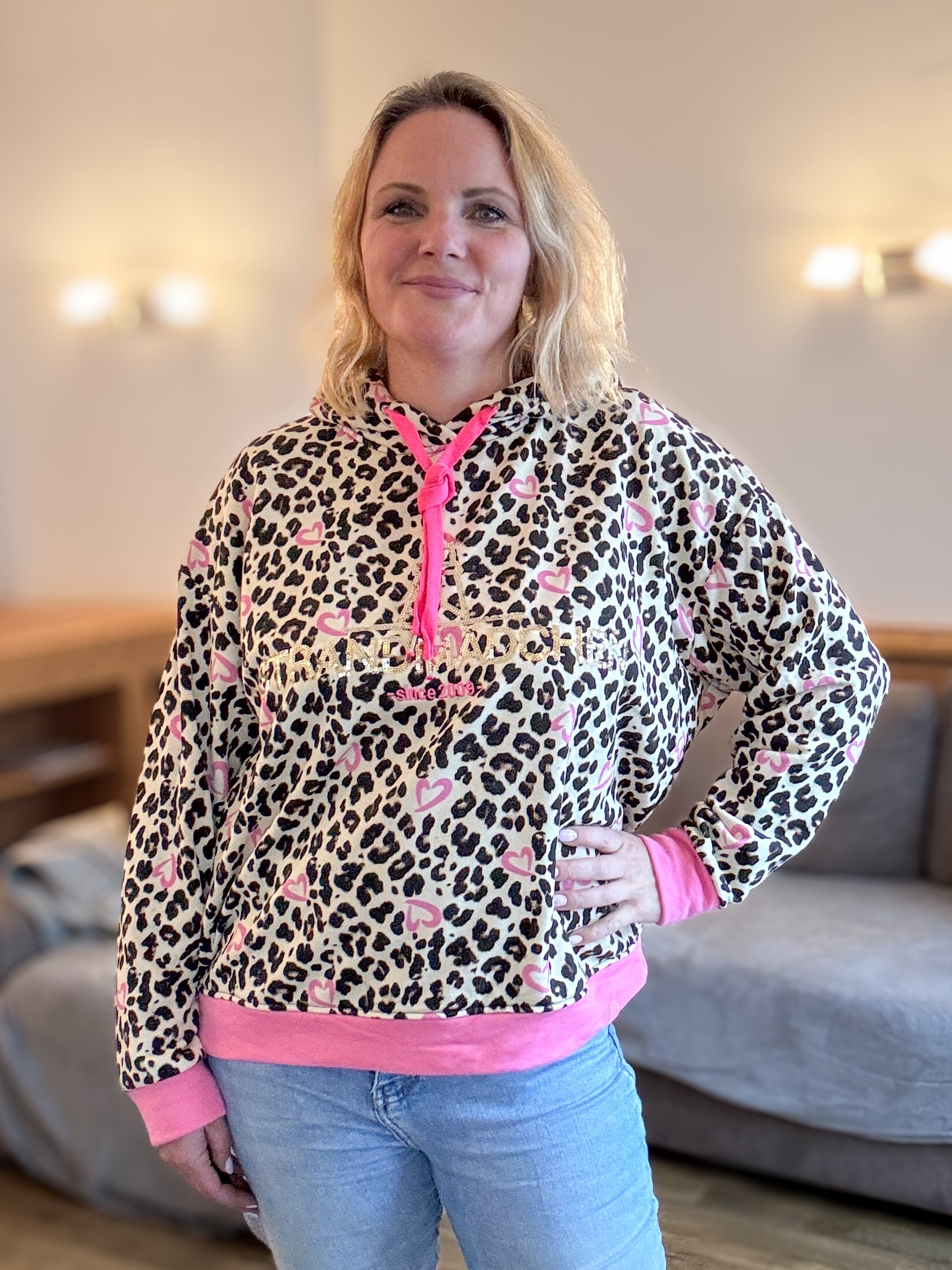 Hoodie LEO und Pailette