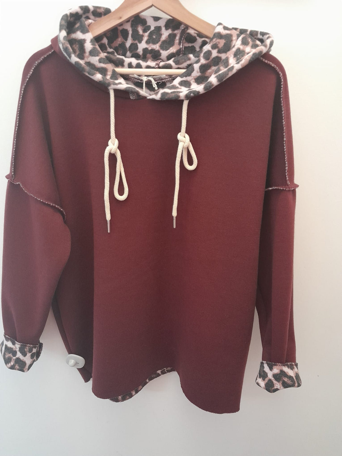 Kapuzenpulli LEO