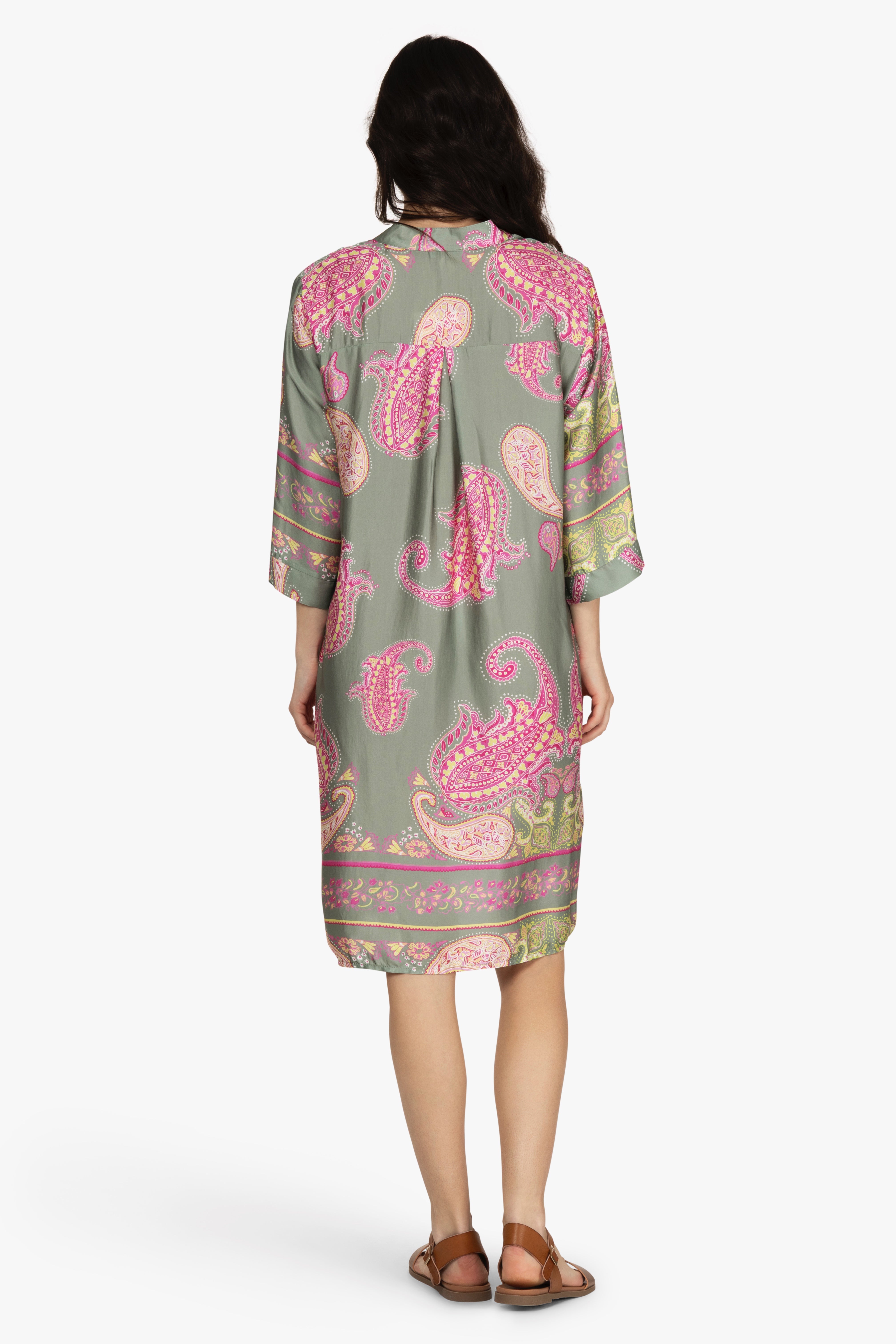 Tunikakleid, Satin
