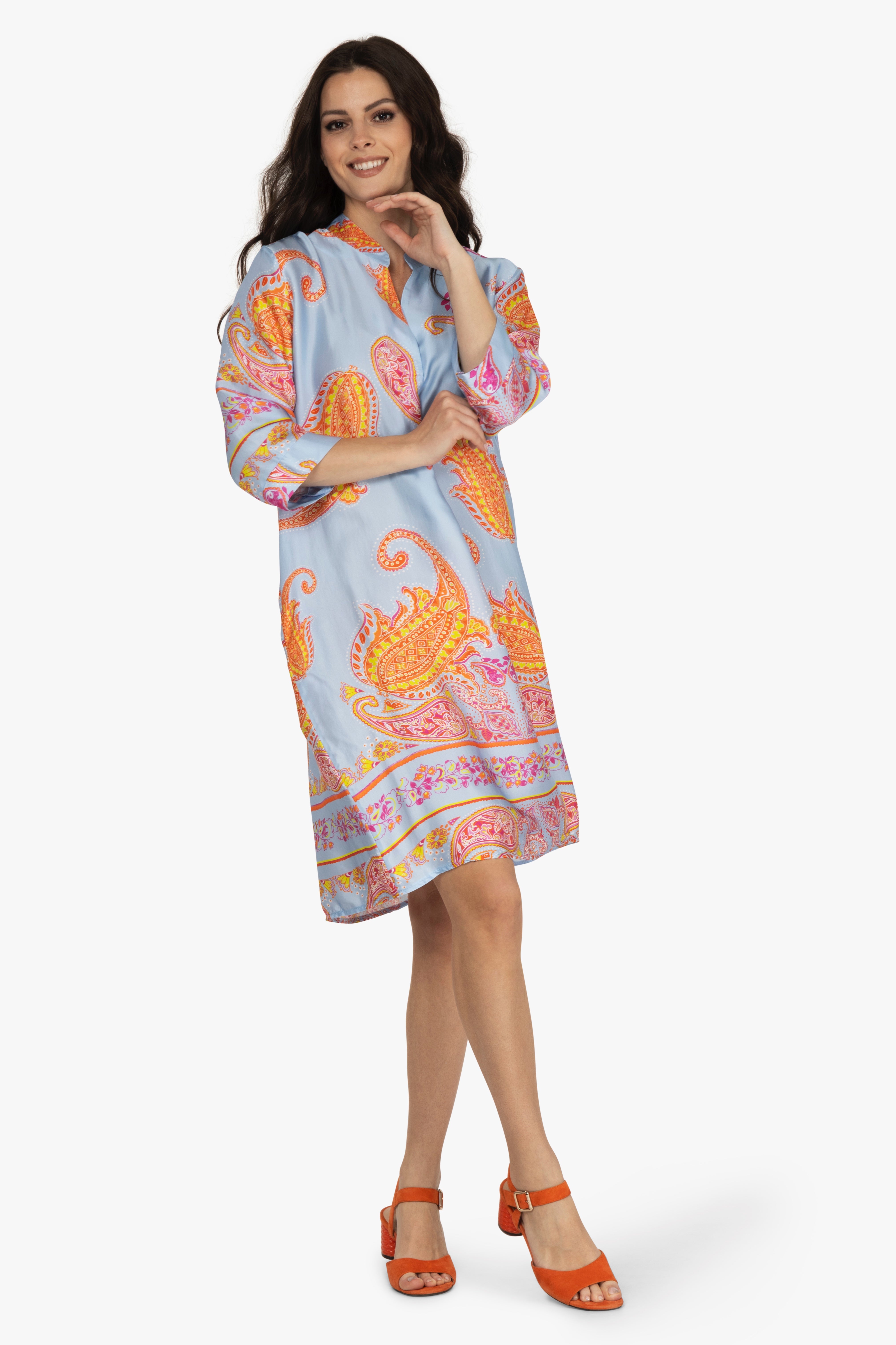 Tunikakleid, Satin