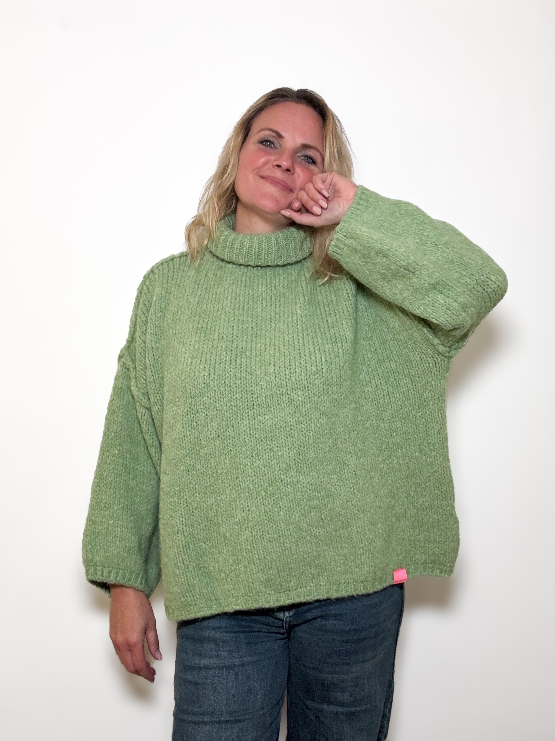 Strickpulli mit Rollkragen