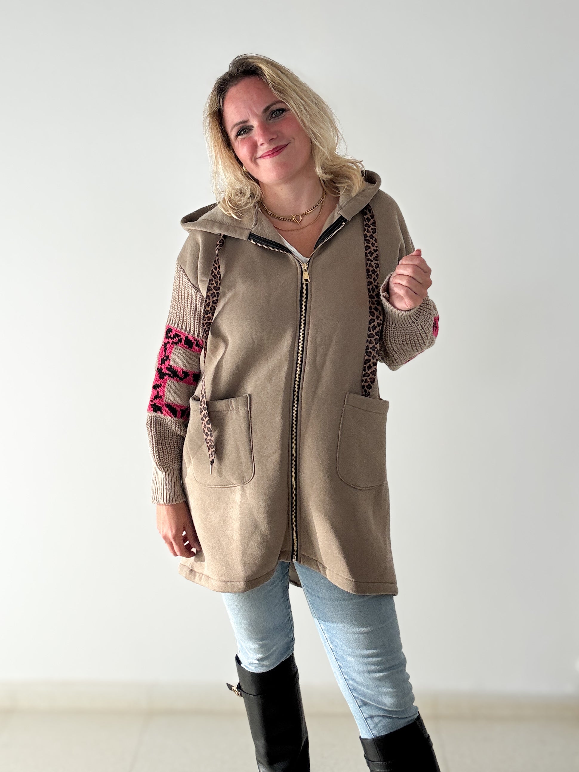 Sweatjacke mit Strickarm