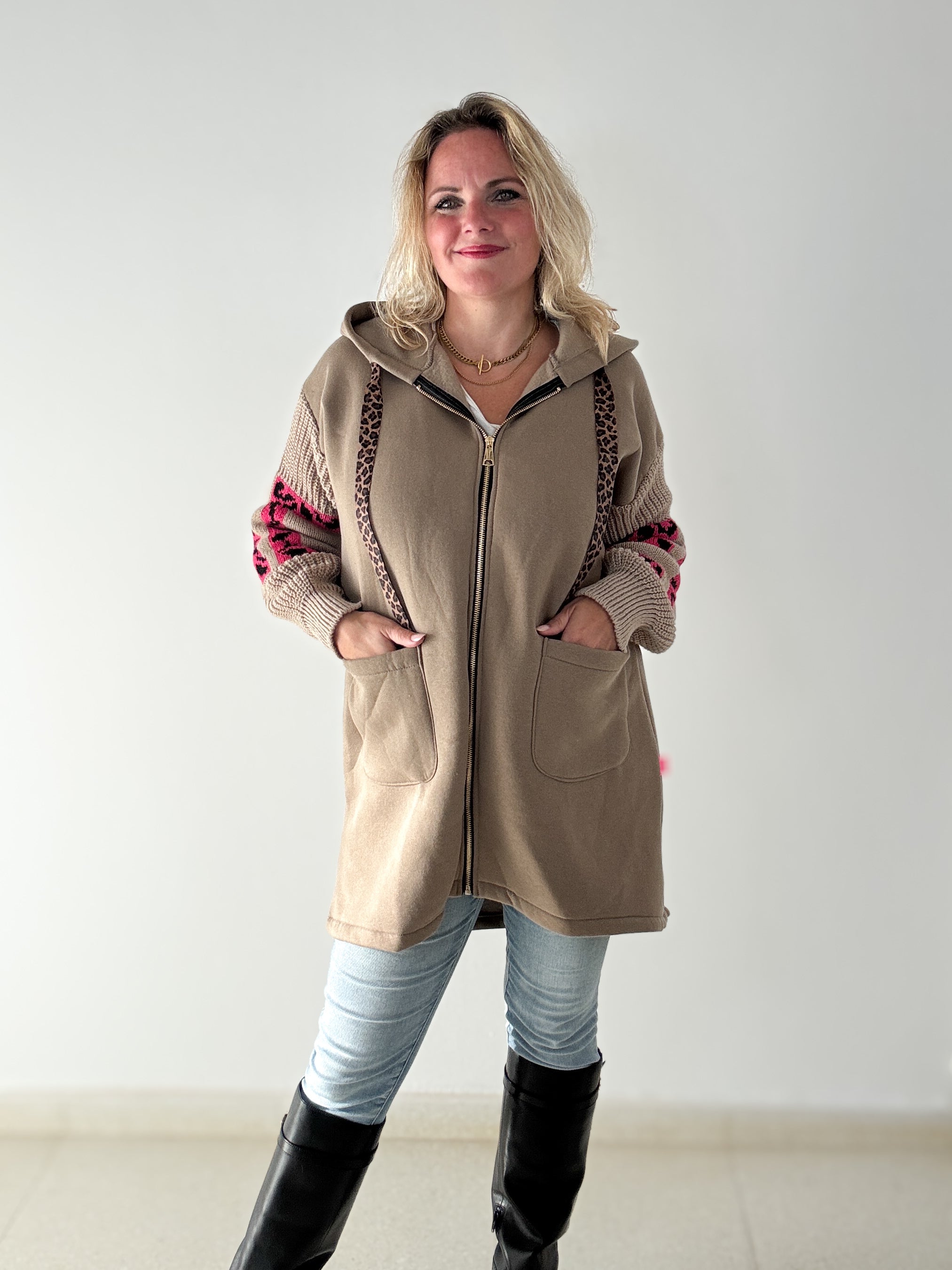 Sweatjacke mit Strickarm