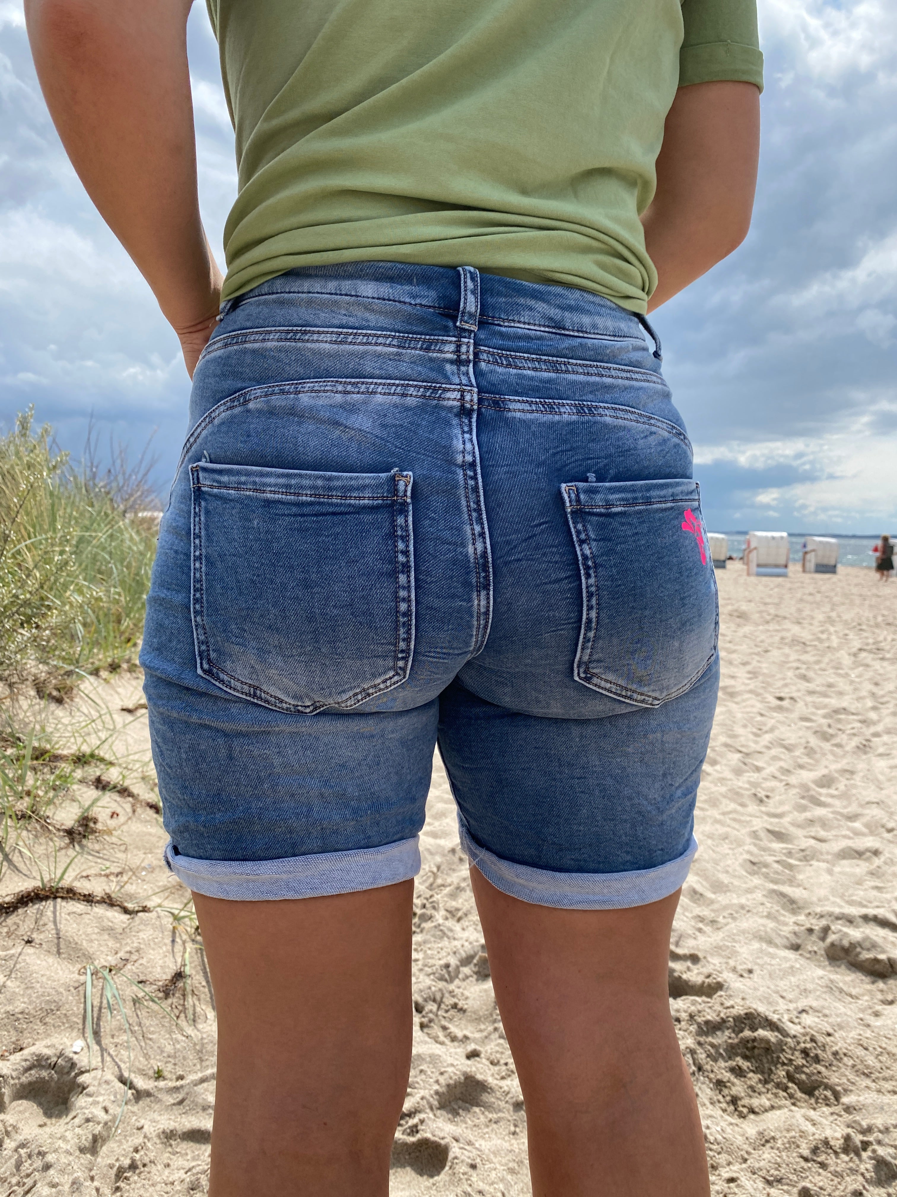 Strandmädchen Shorts Jeans